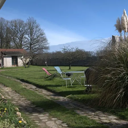 Villa Le Cocon Des Layes Les Essarts-le-Roi Exterior foto